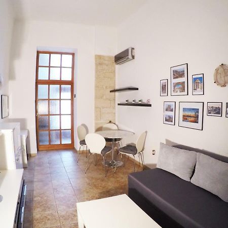 PUY Apartman Kyra מראה חיצוני תמונה