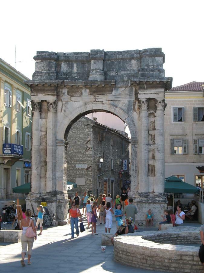 PUY Apartman Kyra מראה חיצוני תמונה